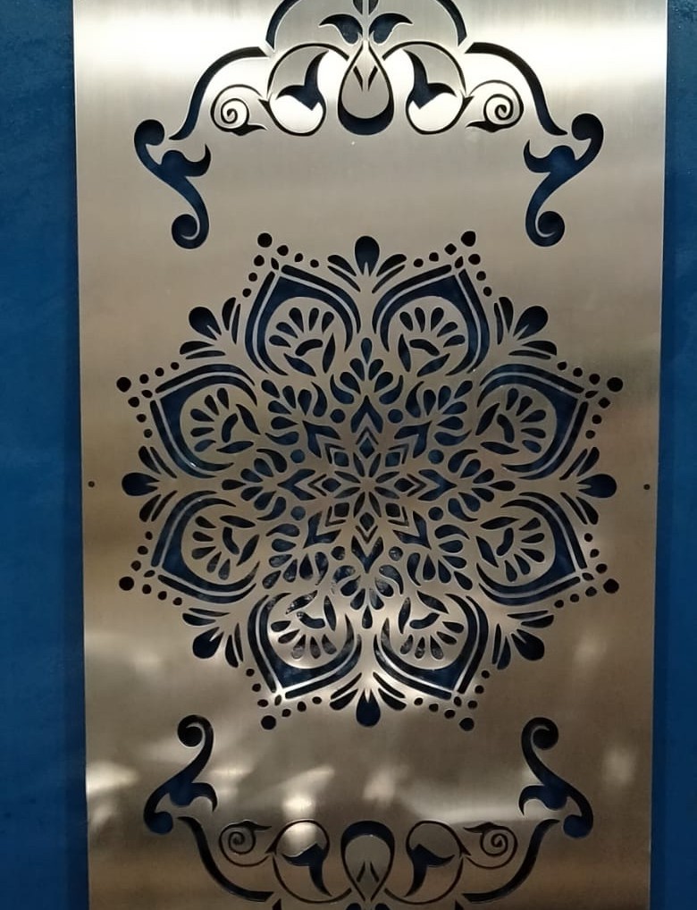Laser Cutting - Proses pemotongan laser presisi